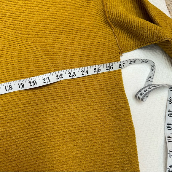 RD Style Mustard Yellow Textured Oversized Sweater Size M - Picture 9 of 10
